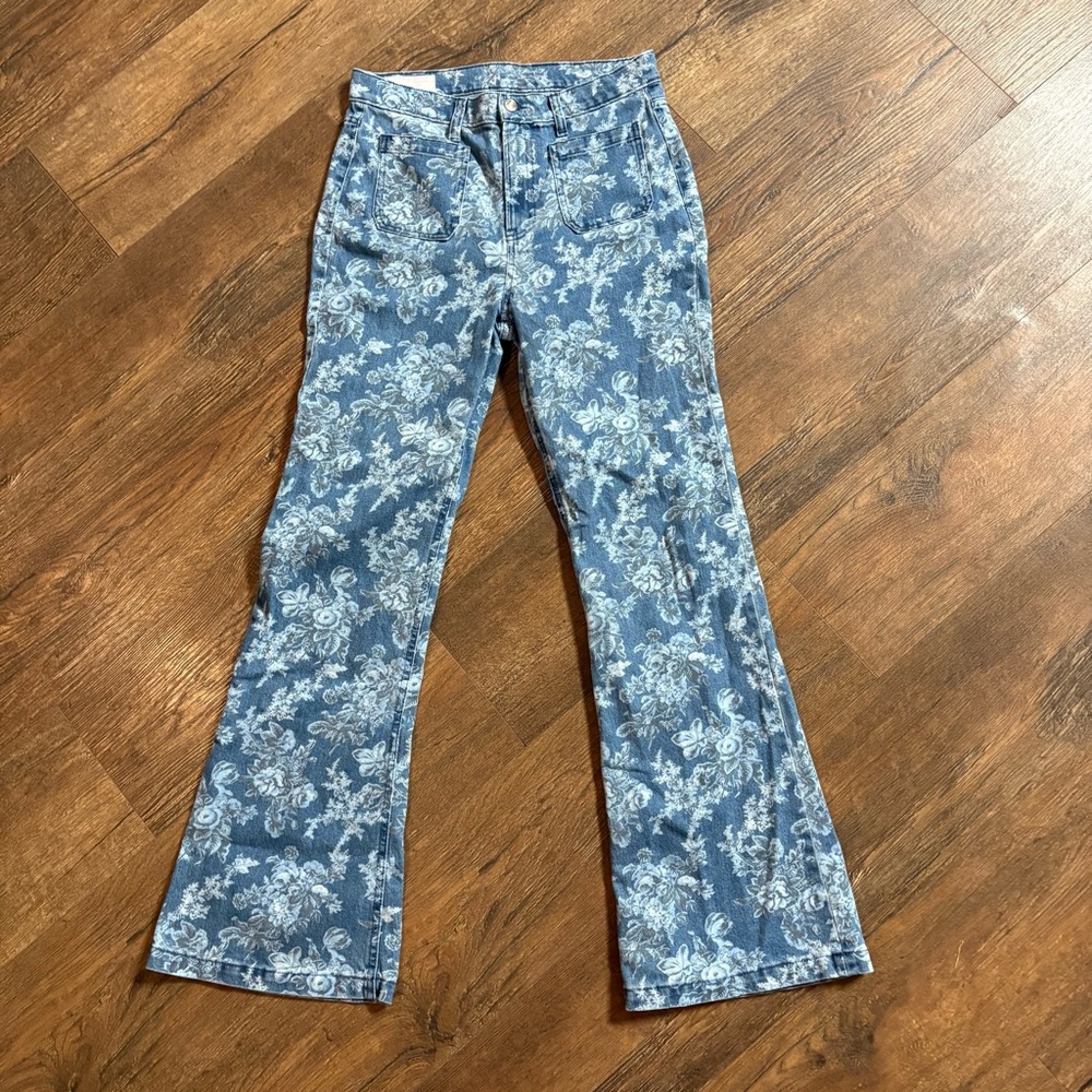 NWOT Love Shack Fancy X Gap 70’s high rise floral flare jeans - Picture 2 of 6